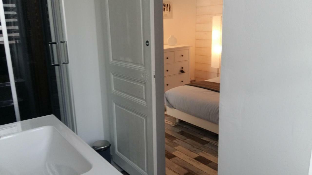 100 M De La Mer, Sauna, Wifi メール・レ・バン エクステリア 写真